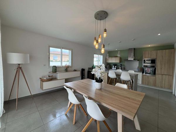 Très belle maison T4 de 126m2 avec piscine et garage