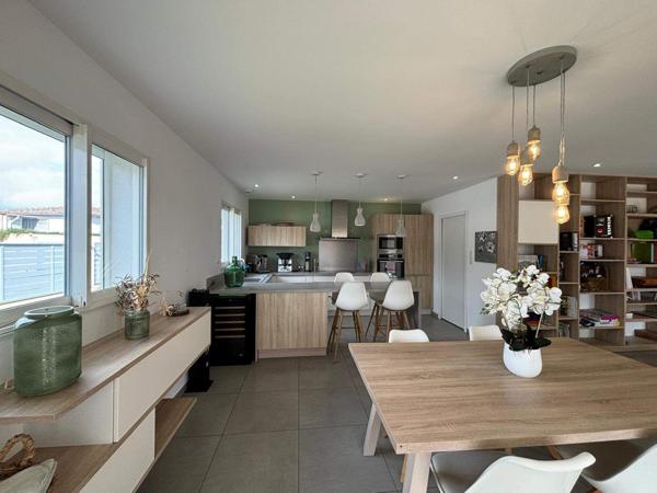 Très belle maison T4 de 126m2 avec piscine et garage