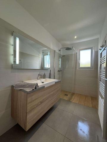 Très belle maison T4 de 126m2 avec piscine et garage