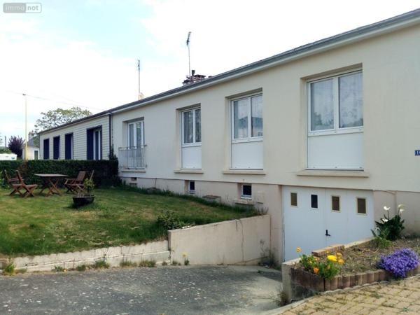 Maison à vendre à Villaines-la-Juhel en Mayenne (53700), ref : 1356