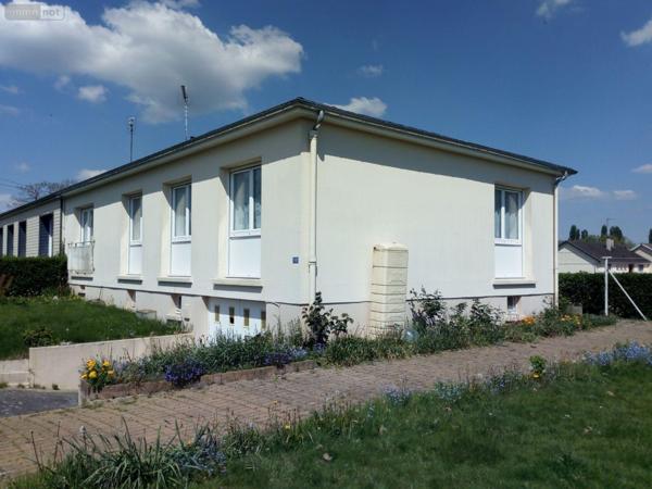 Maison à vendre à Villaines-la-Juhel en Mayenne (53700), ref : 1356