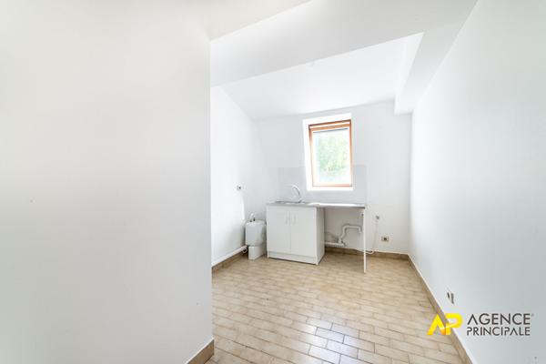 Exclusivité à La Garenne-Colombes : Superbe appartement 5 pièces au dernier étage avec parking et cave 650 000 € **  - Référence  558CLR