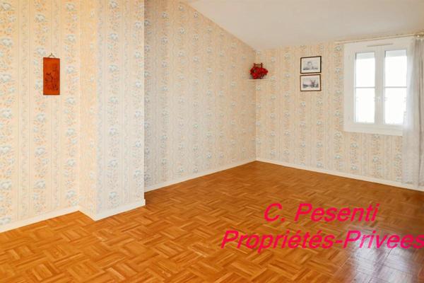 Maison Montevrain 6 pièce(s) 118 m2 avec atelier et abri de jardin