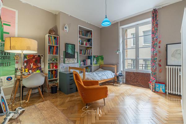 Appartement 6 pièces - 188 m² Exclusivité efficity