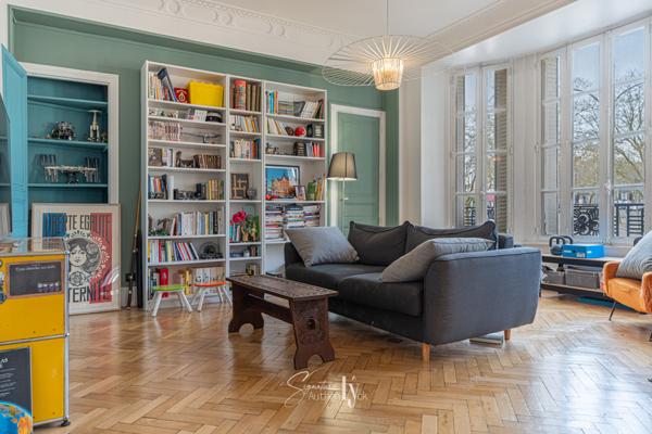 Appartement 6 pièces - 188 m² Exclusivité efficity