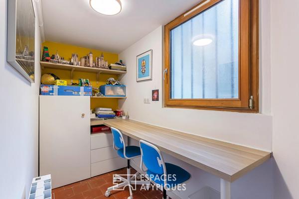 Appartement familial en dernier étage à proximité des quais de Saône