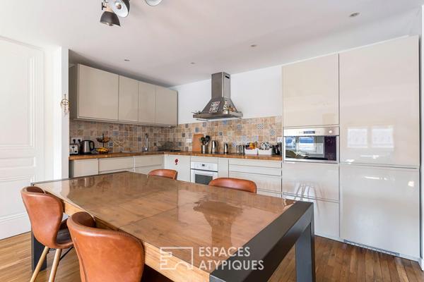 Appartement familial en dernier étage à proximité des quais de Saône