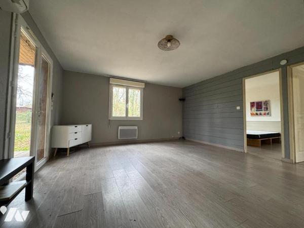 Ensemble immobilier au cœur des bois avec piscine