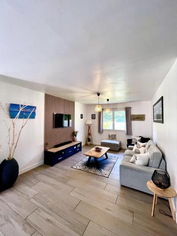 Superbe maison sur belle parcelle avec piscine, au calme