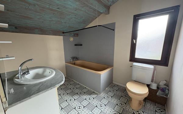 Maison à vendre    6 pièces • 120 m2 Saint-Vincent-de-Tyrosse