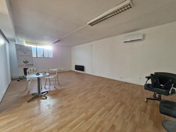 Local Commercial 7 pièces - 436 m²