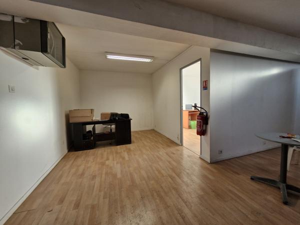 Local Commercial 7 pièces - 436 m²