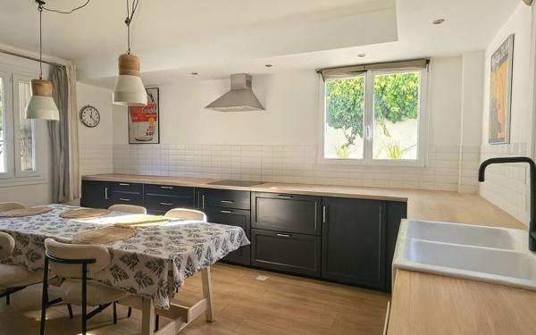 Maison à vendre    5 pièces •  Chambourcy