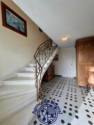 Maison 6 pièce(s) 4 chambre(s) 164 m²