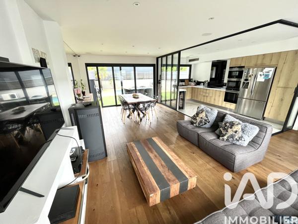 Maison à vendre 4 pièces 126 m² Pessac