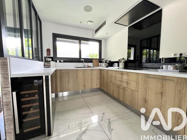 Maison à vendre 4 pièces 126 m² Pessac