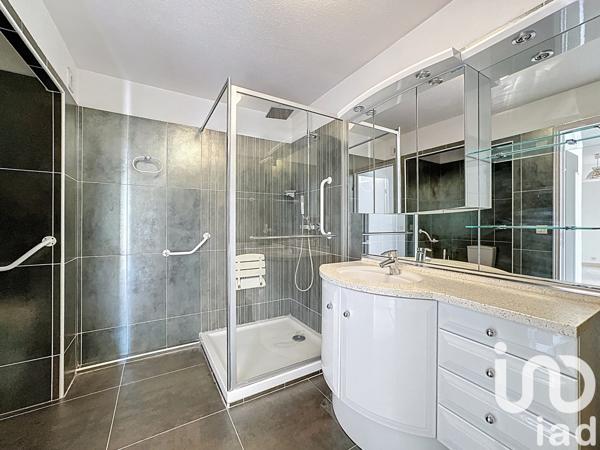 Appartement à vendre 5 pièces 121 m² Saint-Raphaël