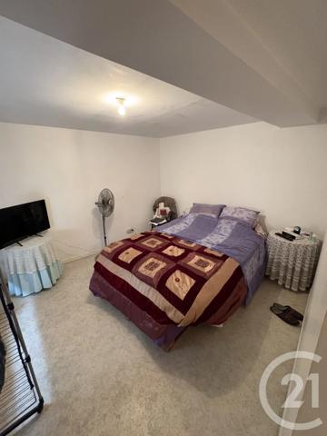 Immeuble à vendre  205 m 2   ROYE  - 80