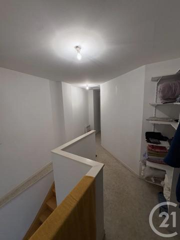 Immeuble à vendre  205 m 2   ROYE  - 80