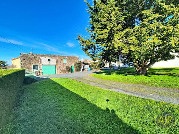 Vente terrain Montaigu : 118 000 € - AJP Immobilier Montaigu