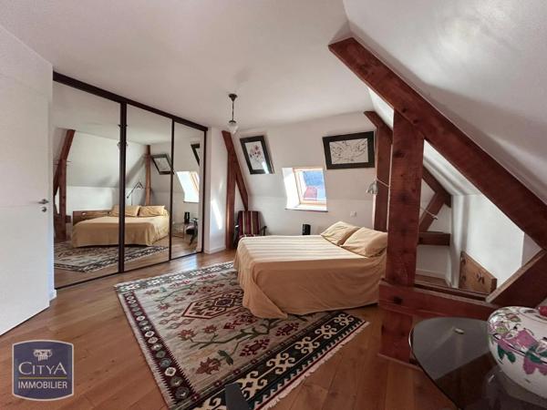 Appartement à louer 3 pièces 102.8m² Sarlat-la-Canéda (24200)