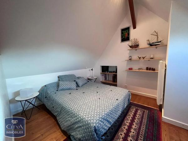 Appartement à louer 3 pièces 102.8m² Sarlat-la-Canéda (24200)