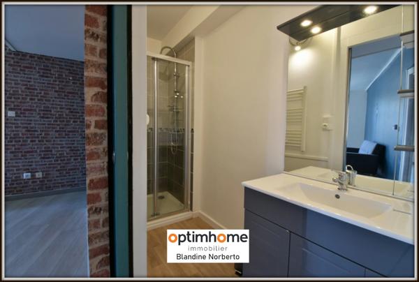 T3 EN DUPLEX MEUBLE A CHAURIAT IDEAL POUR UNE COLOCATION