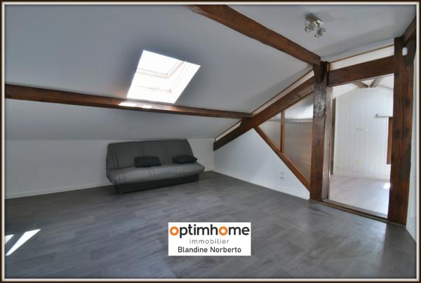 T3 EN DUPLEX MEUBLE A CHAURIAT IDEAL POUR UNE COLOCATION