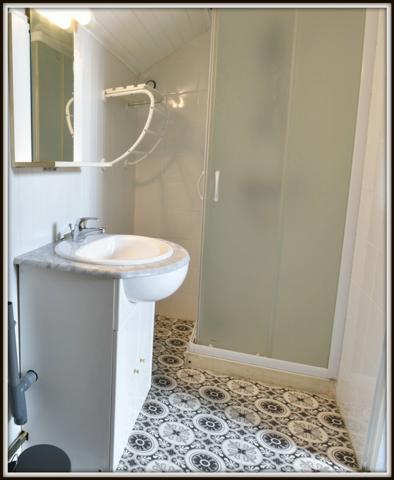 T3 EN DUPLEX MEUBLE A CHAURIAT IDEAL POUR UNE COLOCATION