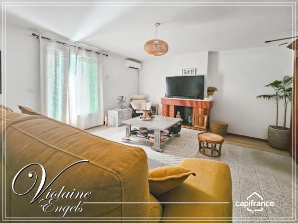 Maison rénovée avec jardin, terrasse et garage dans village proche du Canal du Midi