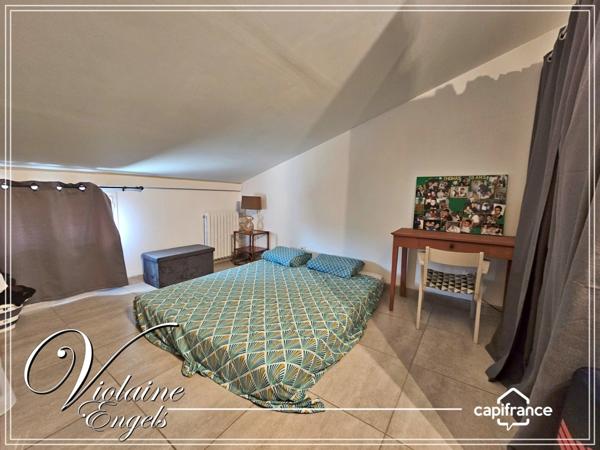 Maison rénovée avec jardin, terrasse et garage dans village proche du Canal du Midi