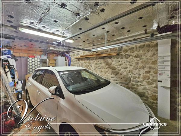 Maison rénovée avec jardin, terrasse et garage dans village proche du Canal du Midi