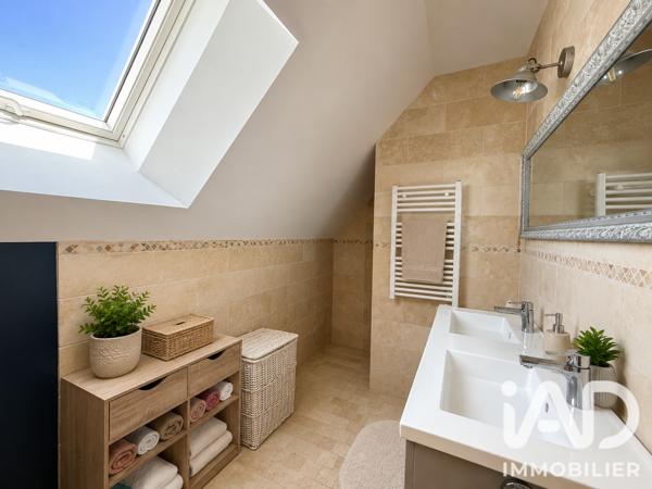 Maison à vendre 8 pièces 215 m² Milly-sur-Thérain