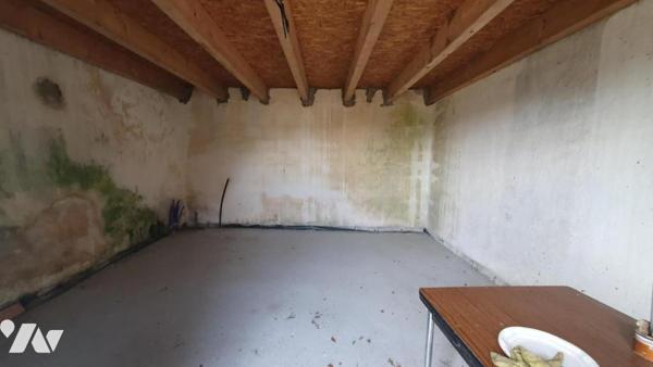 Longère à rénover avec terrain