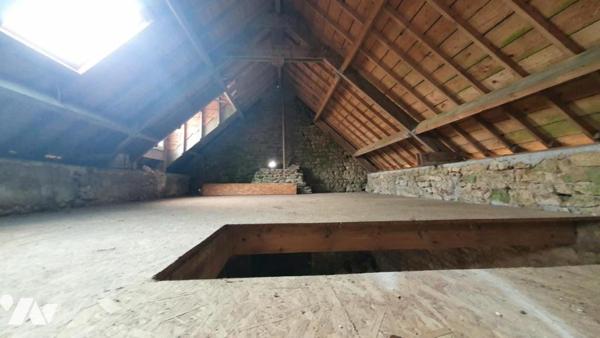 Longère à rénover avec terrain