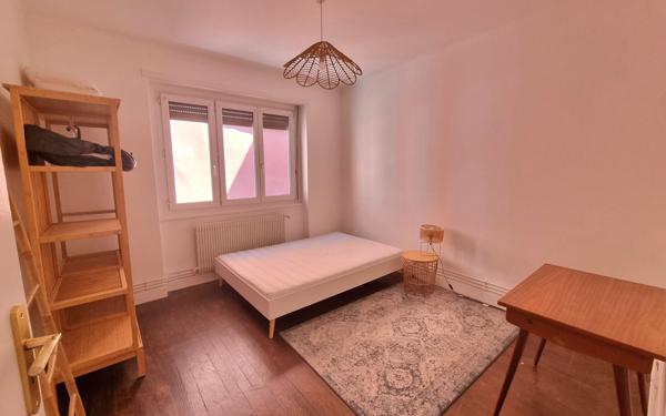 Appartement à louer    3 pièces •  Strasbourg