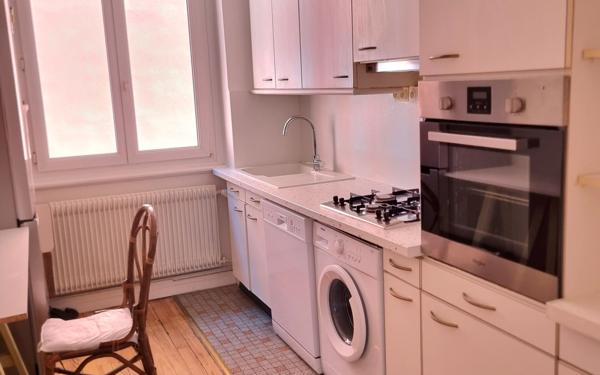 Appartement à louer    3 pièces •  Strasbourg