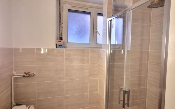 Appartement à louer    3 pièces •  Strasbourg