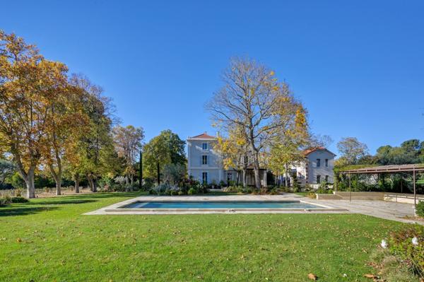Vente Maison de luxe Aix-en-Provence 12 Pièces 773 m²