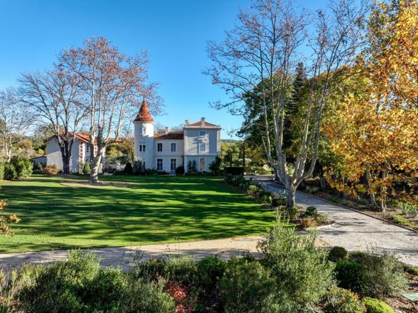 Vente Maison de luxe Aix-en-Provence 12 Pièces 773 m²