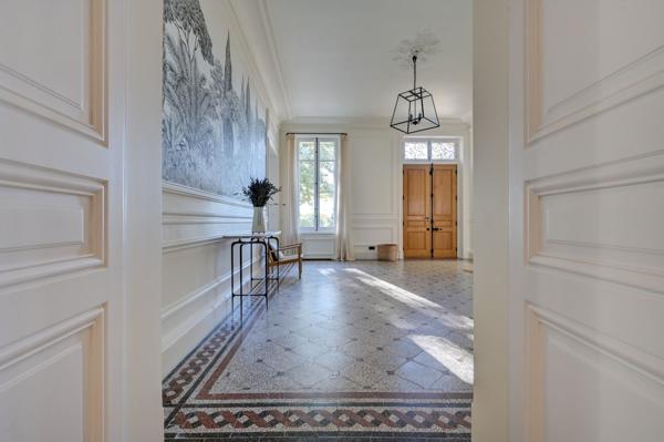 Vente Maison de luxe Aix-en-Provence 12 Pièces 773 m²
