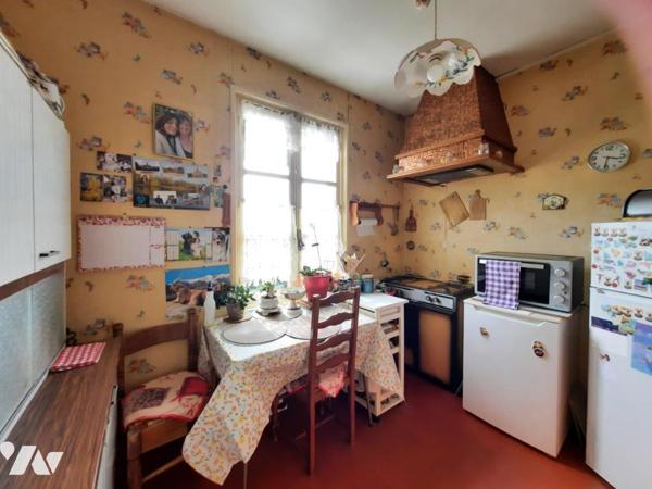 MAISON DE VILLE