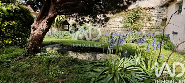 Maison à vendre 6 pièces 137 m² Fontenay-le-Comte