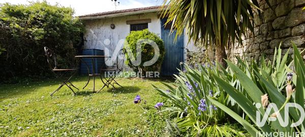 Maison à vendre 6 pièces 137 m² Fontenay-le-Comte