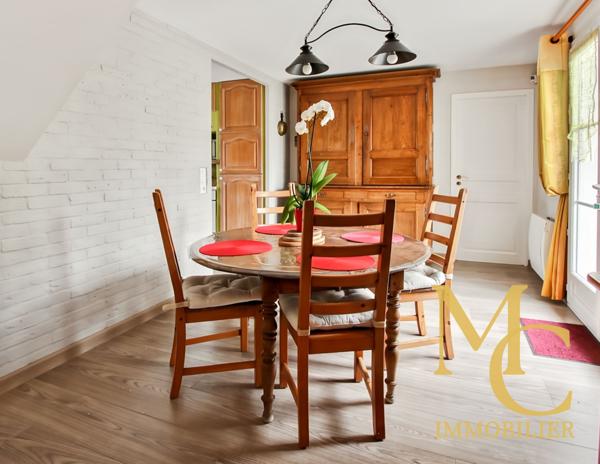 Voisins-le-Bretonneux (78960) MAISON / LE VILLAGE / VOISINS-LE-BRETONNEUX