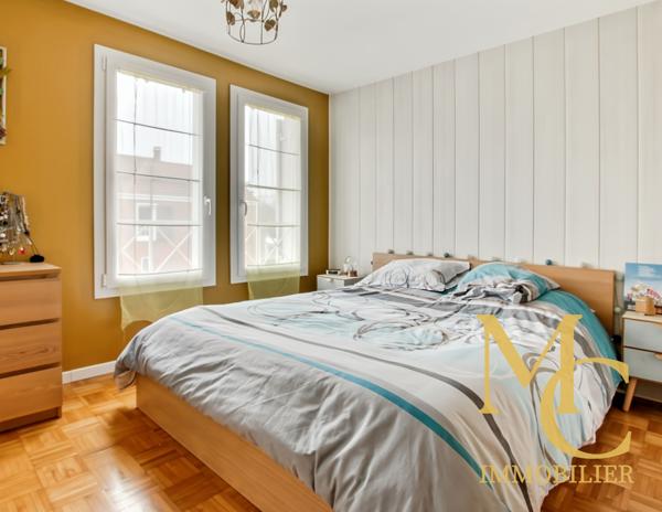 Voisins-le-Bretonneux (78960) MAISON / LE VILLAGE / VOISINS-LE-BRETONNEUX