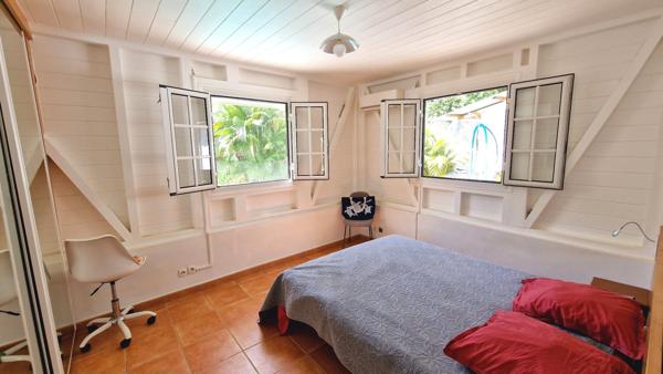 Maison à LES TROIS ILETS (97229)