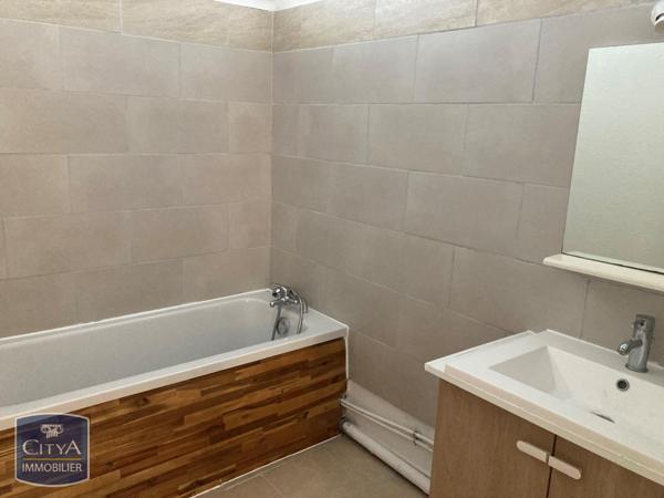 Appartement à louer 4 pièces 84.19m²