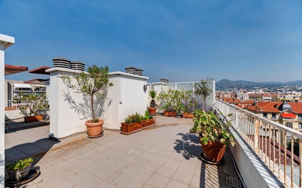Appartement à vendre    3 pièces • 89,38 m2 Nice