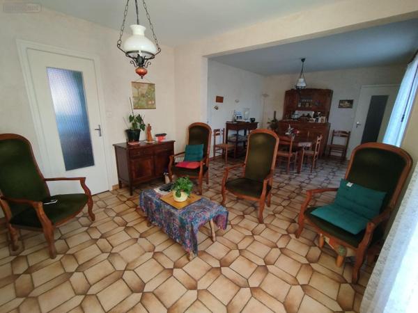 Maison à vendre à Rouillon dans la Sarthe (72700), ref : PB-1700